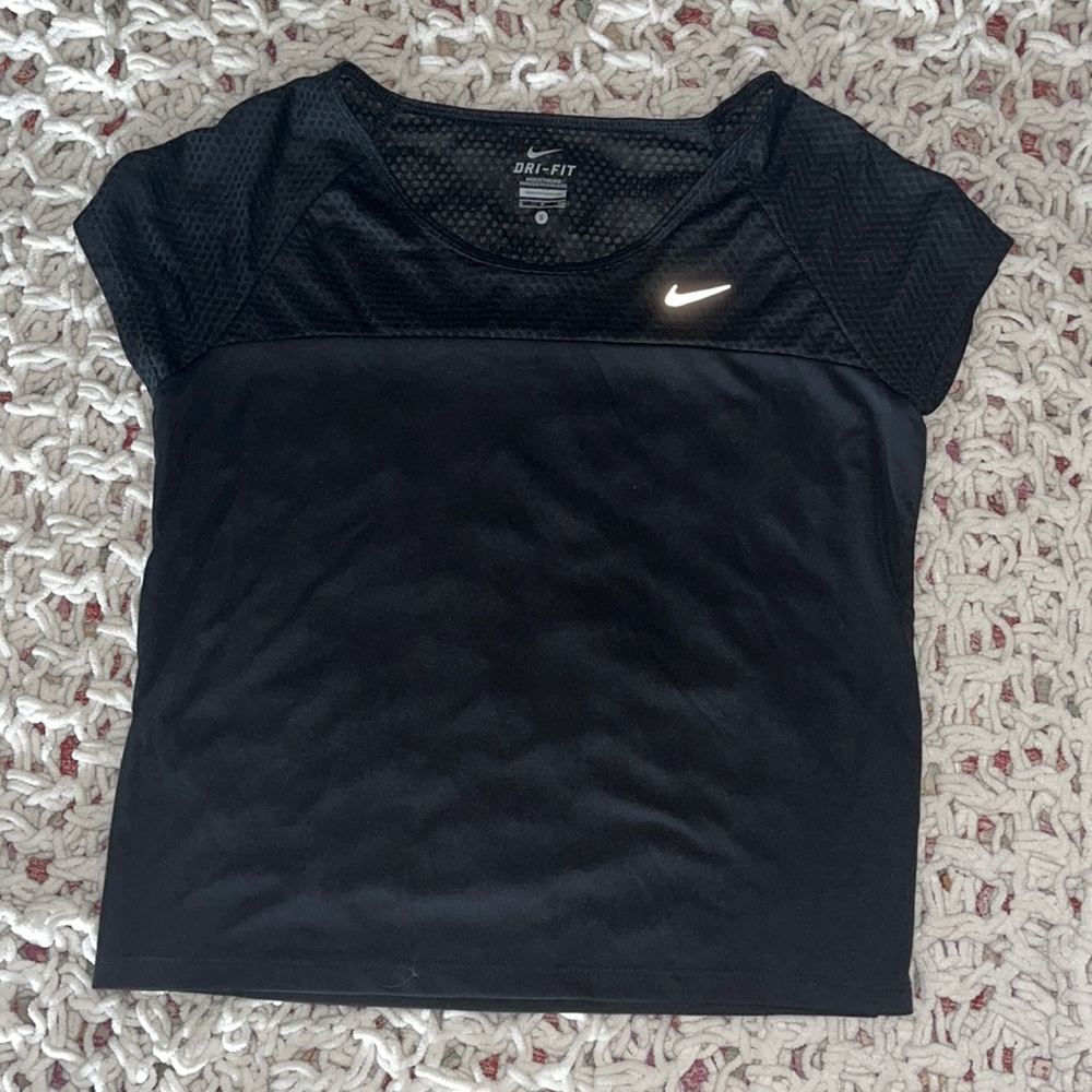 Nike S black Dri-Fit workout crop top